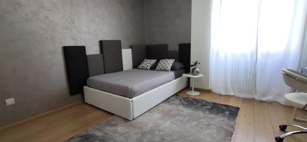 Design & Luxury Apartment เวโรนา ภายนอก รูปภาพ